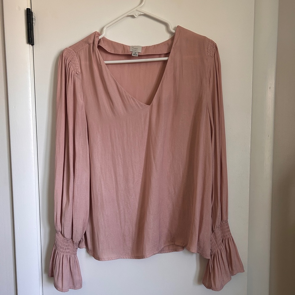 Women's Pink Long Sleeve Top